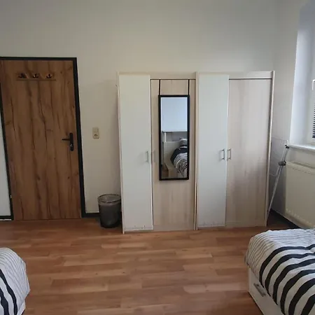 30Min Koeln Messe Hauptbahnhof Nahe Leverkusen Bahnhof 3 * Leverkusen