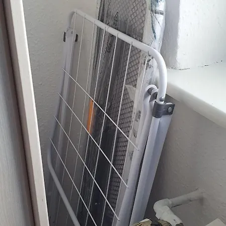 Apartmán 3 Von 3 Mit Gemeinschaftsbad-kueche, 30min Koeln Messe Bahnhof, 5min Bahnhof Zentrum